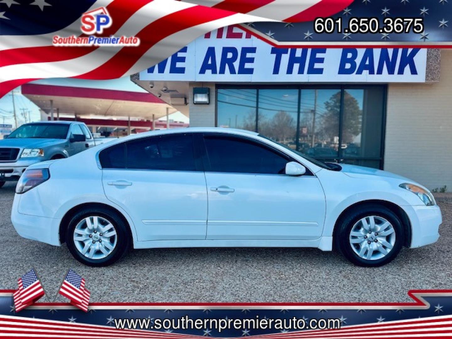 2009 WHITE NISSAN ALTIMA 2.5; 2.5 S; 2 (1N4AL21E29N) , located at 922 W. Beacon St., Philadelphia, MS, 39350, (601) 650-3675, 32.770447, -89.127151 - Photo#6